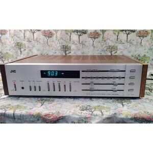 JVC R-S55 STEREO AM/FM RECEIVER SYNTHESIZER 40 WPC Perfect Working Condition